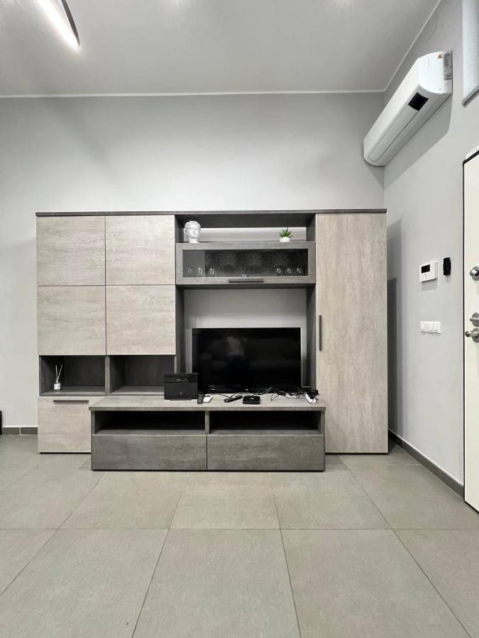 Modern Loft Center Of Turin + Jacuzzi 30M Metro Collegno Exterior foto