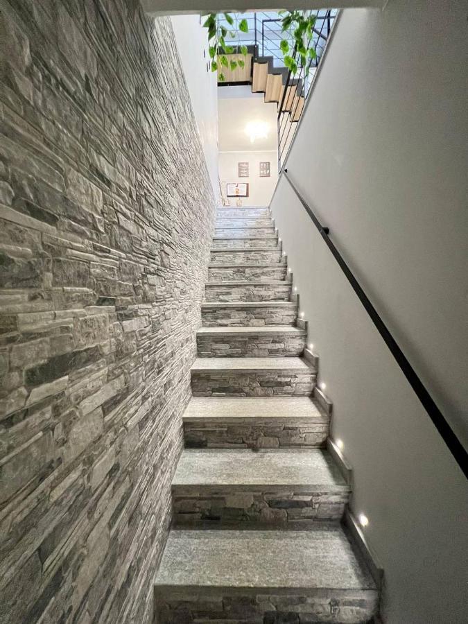 Modern Loft Center Of Turin + Jacuzzi 30M Metro Collegno Exterior foto