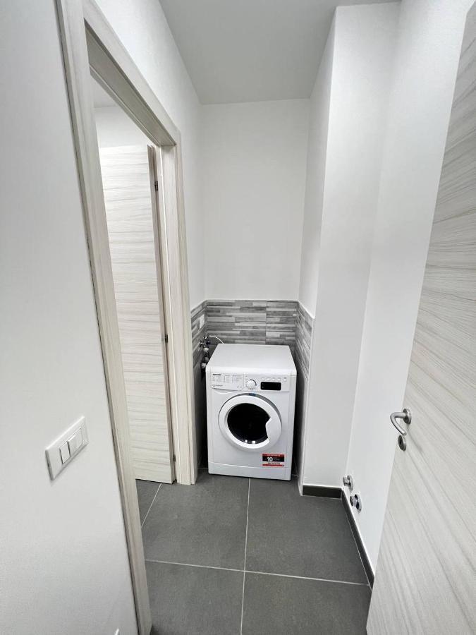 Modern Loft Center Of Turin + Jacuzzi 30M Metro Collegno Exterior foto